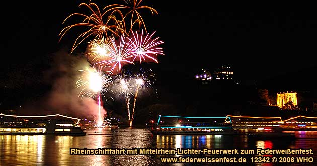 Rheinschifffahrt zum Mittelrhein-Lichter Feuerwerk beim Goldenen Weinherbst und Schwimmendem Federweienfest